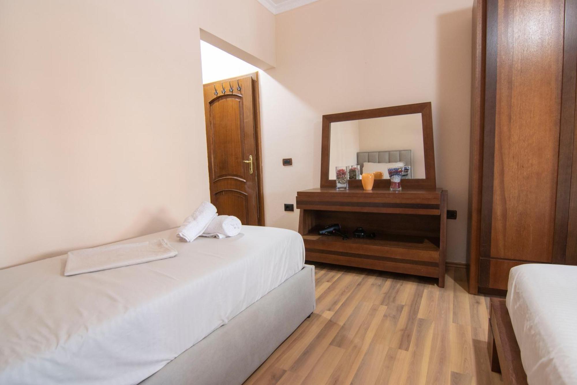 Tirana Central Apartment מראה חיצוני תמונה